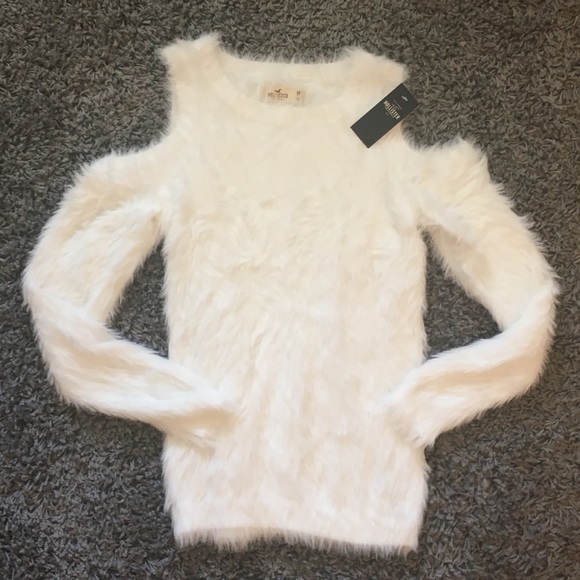NWT Soft Fuzzy cut out shoulder sweater top - Picture 1 of 4